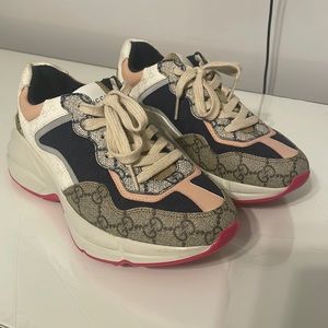 Gucci sneakers